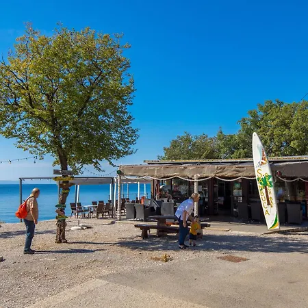 Kovacic アパート *