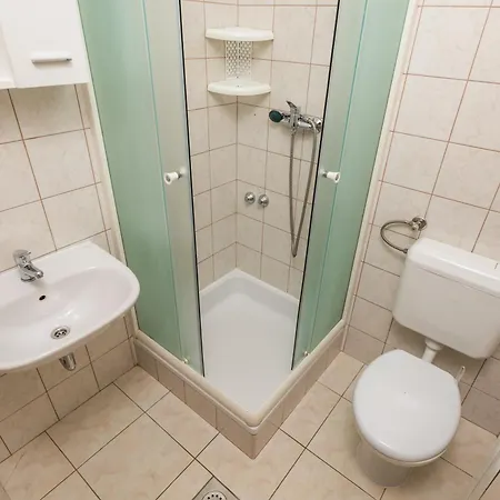 アパート Kovacic *